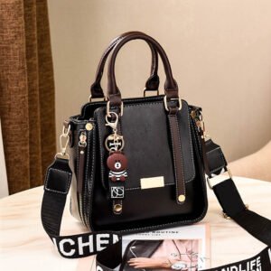 Taizhou women's bag versatile fashionable and atmospheric women's handbag large capacity 2024 new one-shoulder crossbody bag overseas